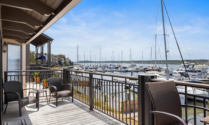 Bohicket Marina Village Condo | 1922 Bohicket Marina: Incredible Marina Views, Community Pool Access