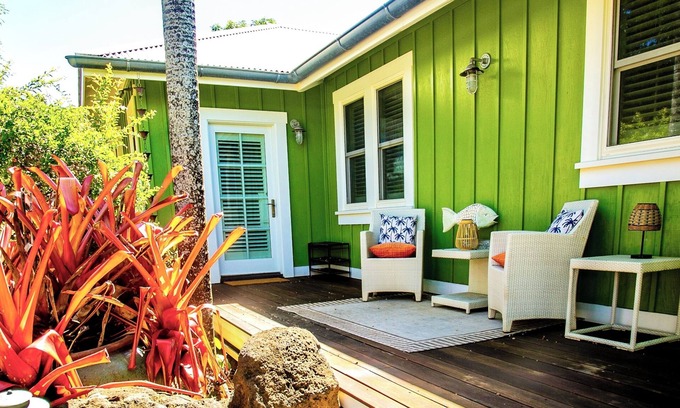 Poipu Cottage | 1940’s Retro Shack By The Sea