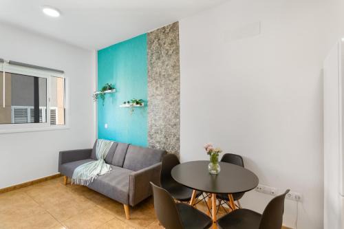 Vecindario Apartment | 1B Ren Coqueto Apartamento