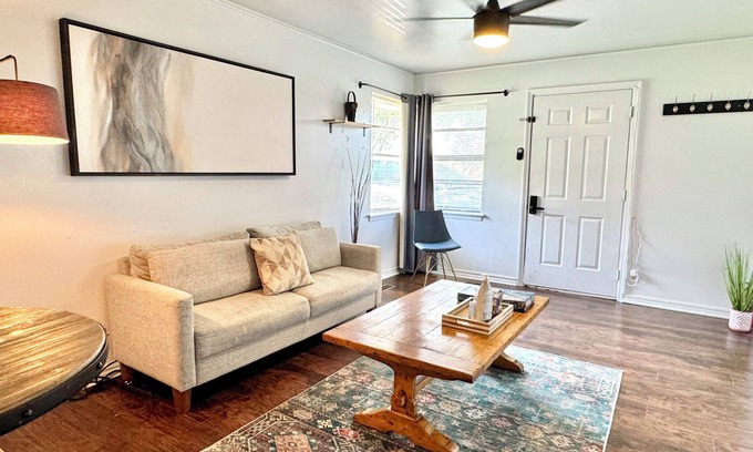 Central Oklahoma City Apartment | 1BR Holiday Escape w/Kitchenette + Queen Bed #37A