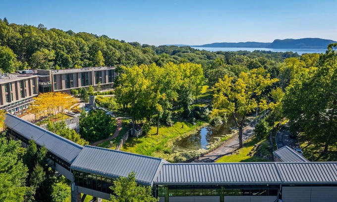 Crotonville Apartment | 1BR Queen near NYC | Trails, Biking & Sauna Bliss