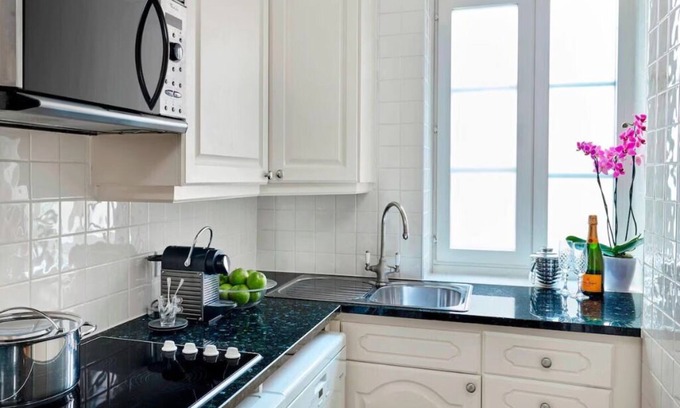 City of Westminster Condo | 1BR Suite Marriott London Mayfair