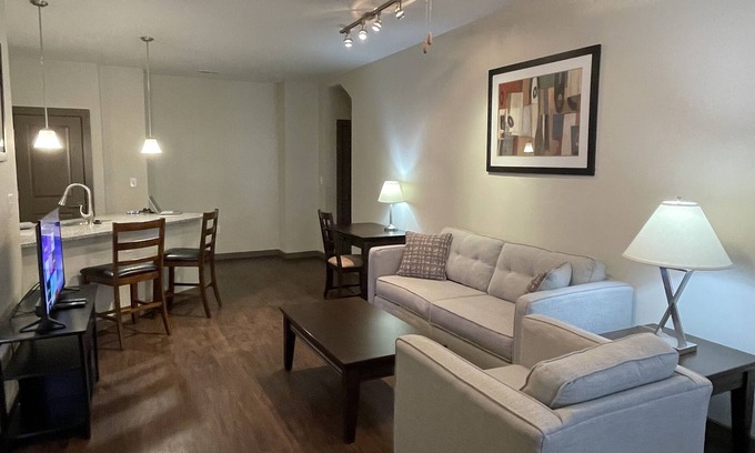Miamisburg Apartment | 1st floor 1 bed. Walk to shopping, dining and entertainment at Austin Landing!