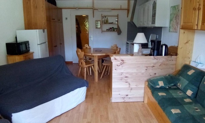 Correncon-en-Vercors Apartment | 1st floor, balcony, tv, 28m², Villard de Lans