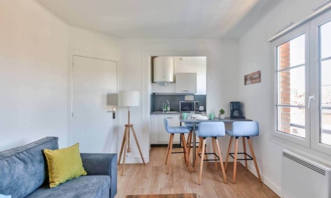 Nord - Gare Apartment | 2 adjoining T2 apartments, ideal for professionals or vacations with friends