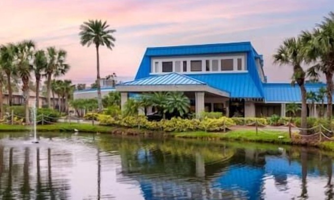 West Kissimmee Hotel | 2 Aqua Sol, Hilton Vacation Club, Water Park