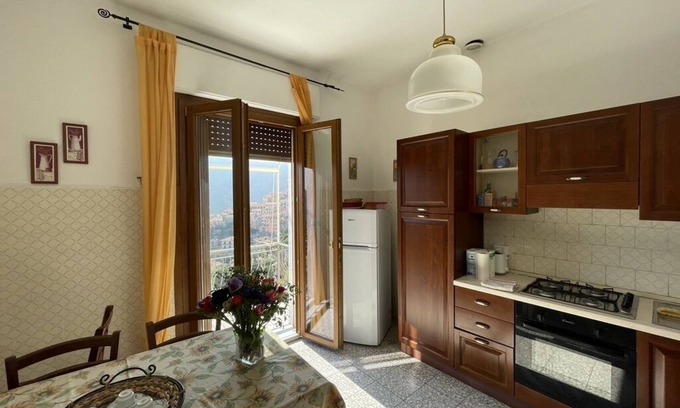 Pietrabruna House | 2 balconies, terrace with fantastic views, 3 bedrooms, WiFi