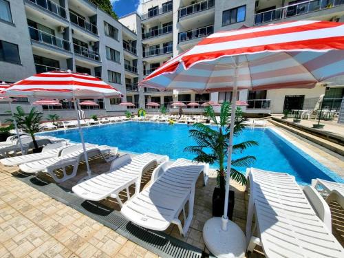 Golden Sands Apartment | 2-bed,2-bath, free private parking