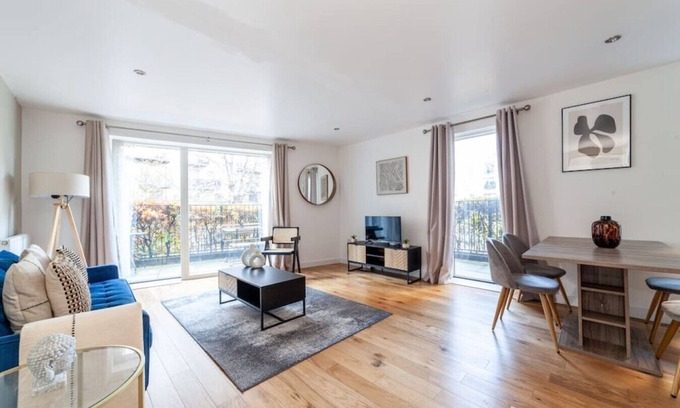 Lewisham Apartment | 2 Bed Apartment in Lewisham