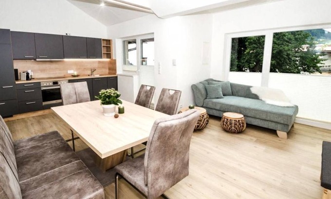 Mittersill Apartment | 2-bed apartment with balcony and terrace - Appart-Pension Schnöll 4 *
