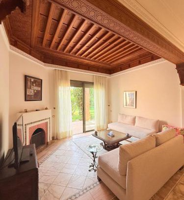 Palmeraie Apartment | 2 - Bed Apartment with Garden & shared Pool - Moroccan - Modern Style