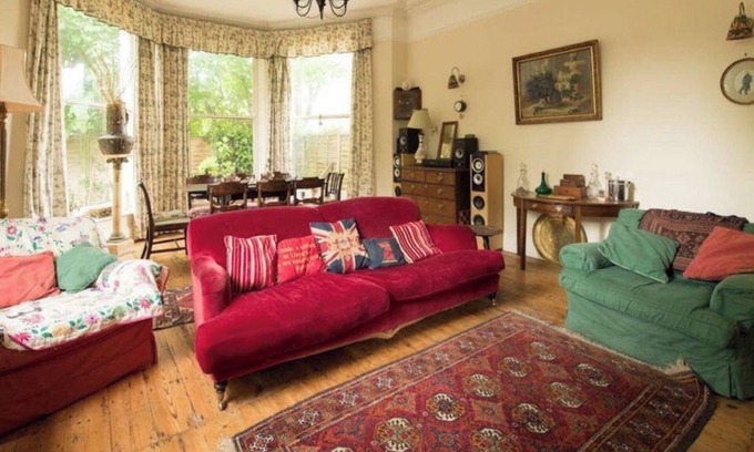 Cheltenham House | 2 Bed House - Sleeps 6 - Garden, Pets, Parking