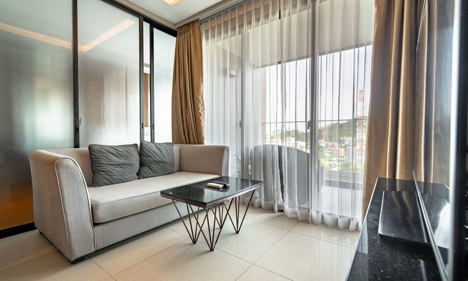 Cherngtalay Apartment | 2-Bed Seaview Retreat Jacuzzi & Pools by IBG D407