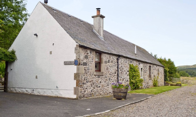 Dollar Cottage | 2 bedroom accommodation in Burnfoot near Gleneagles