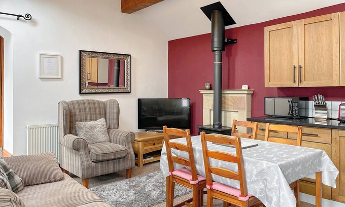 Matlock Cottage | 2 bedroom accommodation in Grangemill near Matlock