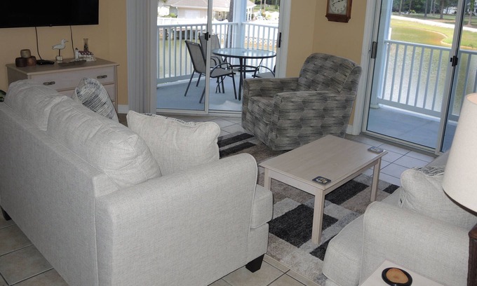 Calabash Villa | 2 bedroom, 2 bath, Full Kitchen, Pool View, with great resort amenities(2804)
