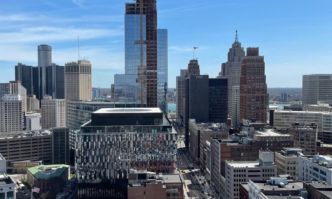 Downtown Detroit Apartment | 2 Bedroom 2 Bathroom apartment apartment steps from the NFL Draft action