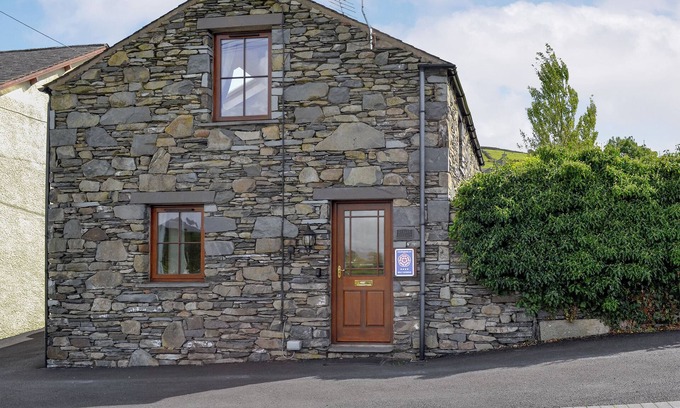 Kirkby-in-Furness Cottage | 2 bedroom accommodation in Grizebeck, near Kirkby-in-Furness