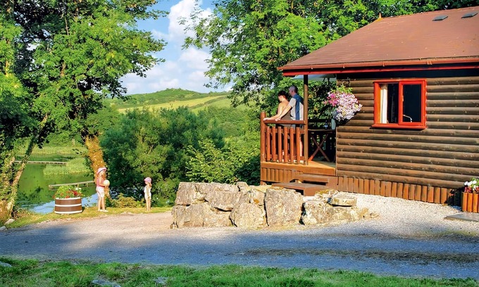 Porthyrhyd Cottage | 2 bedroom accommodation in Pontyberem, Carmarthenshire