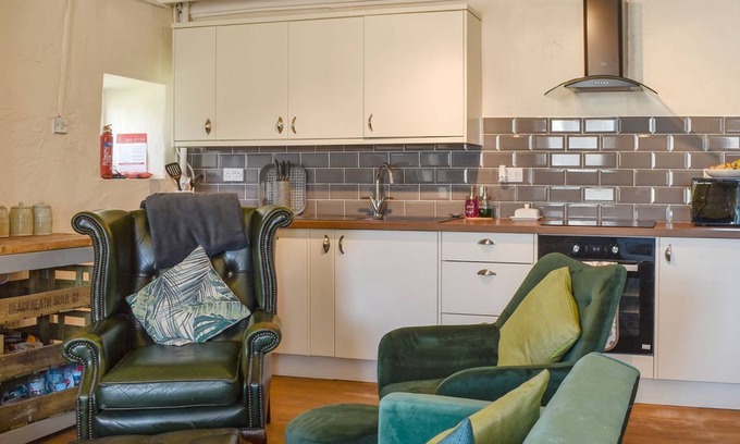 Talsarnau Cottage | 2 bedroom accommodation in Talsarnau, near Harlech