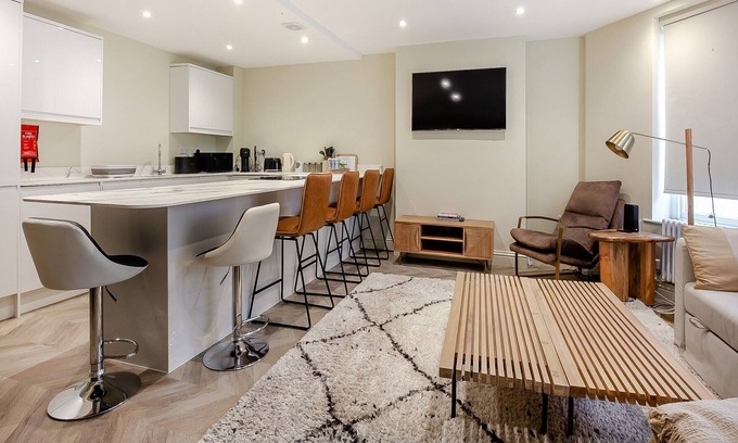 Montpelier Cottage | 2 bedroom accommodation in Brighton