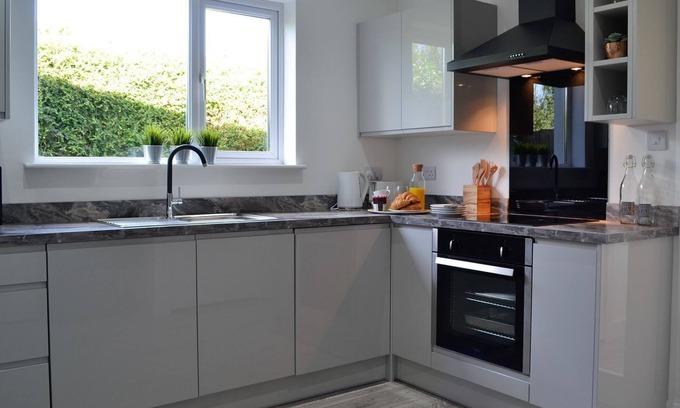 Llansaint Cottage | 2 bedroom accommodation in Llansaint, near Kidwelly
