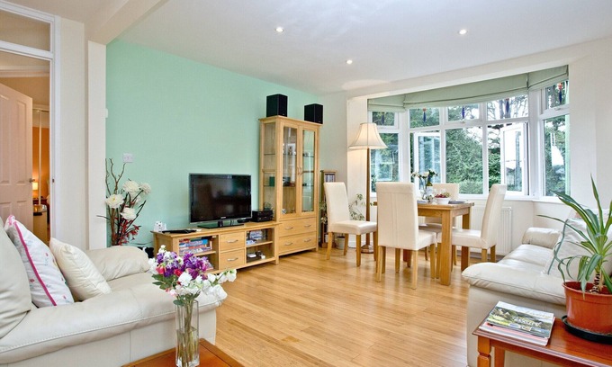 Paignton Apartment | 2 bedroom accommodation in Paignton