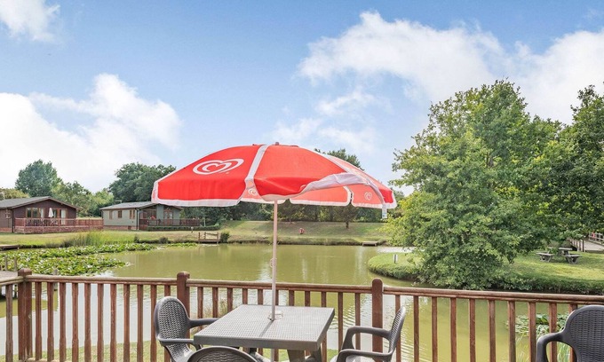 Yaxham Cabin | 2 bedroom accommodation in Yaxham, Dereham