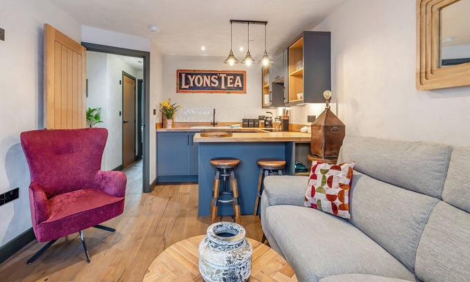 Narberth Apartment | 2 bedroom accommodation in Narbeth