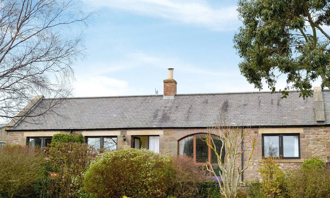 Belford Cottage | 2 bedroom accommodation in Fenham-le-Moor, near Belford
