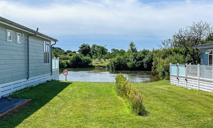 St. Florence Cabin | 2 bedroom accommodation in St Florence, Tenby