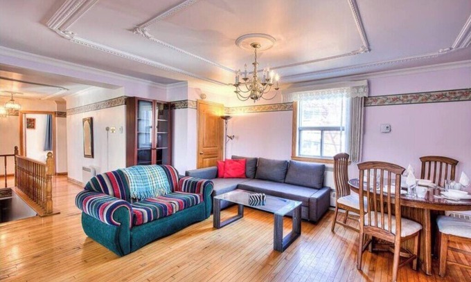 Cote-Des-Neiges—Notre-Dame-De-Grace Apartment | 2 bedroom Apartment