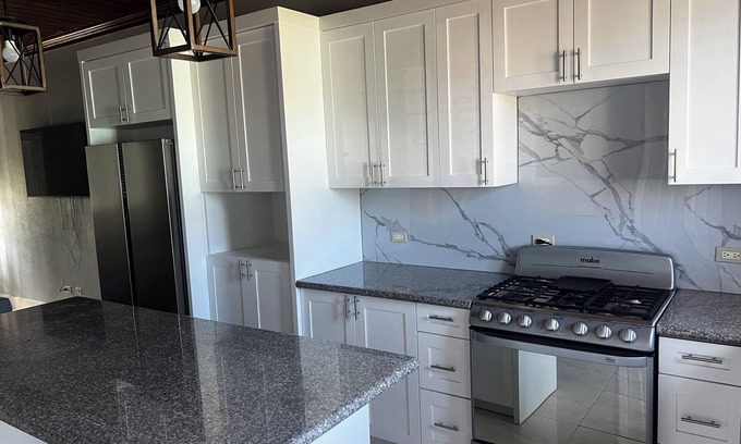 Gambier Apartment | 2-bedroom apartment in brilliant Nassau with WiFi, AC