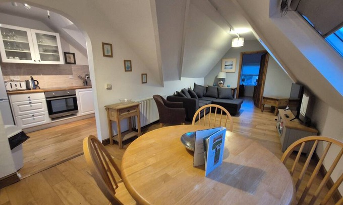 Catford Apartment | 2-bedroom apartment in beautiful London with WiFi