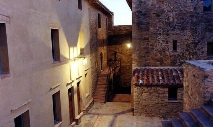 Collazzone Other | 2 bedroom apartment in Umbrian castle in countryside between Perugia and Todi