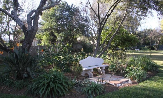 Greater Johannesburg Metropolitan Area Bed & Breakfast | 2 bedroom bed & breakfast in sandton