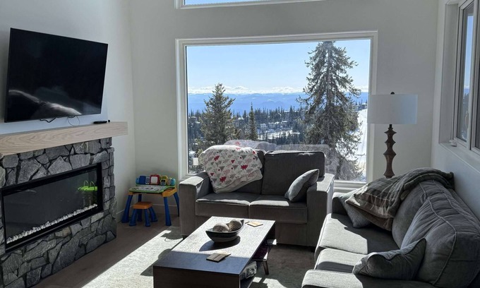 Silver Star Mountain House | 2 Bedroom Home with Private Laundry, large gear room, garage and pet-friendly!