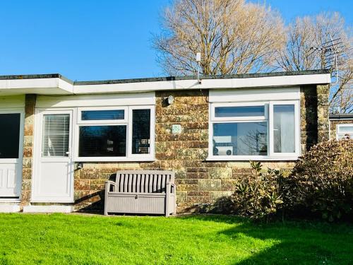 England Apartment | 2 Bedroom Chalet SB172, Sandown Bay, Isle of Wight, Free WiFi