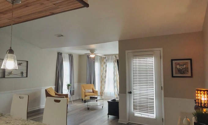 Charlotte Condo | 2-bedroom condo in Charlotte w WiFi, minutes to University area or Uptown