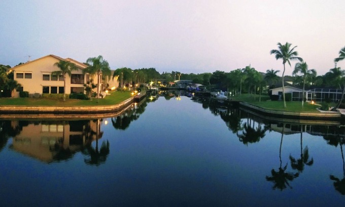 Fort Myers Condo | 2 bedroom condo, private end unit with beautiful intersecting canal views.