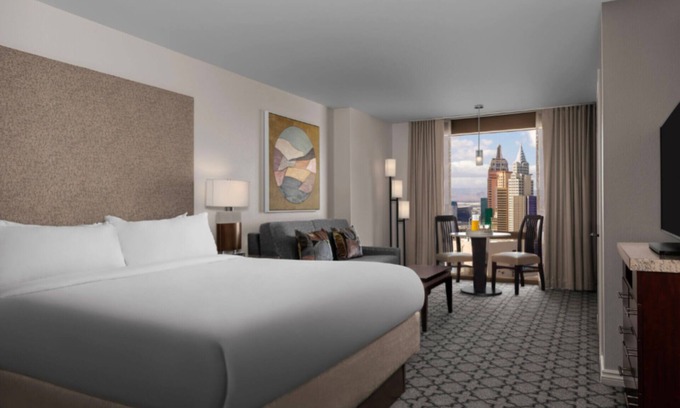 Las Vegas Condo | 2 Bedroom Condo, Sleeps 8, at Marriott Grand Chateau Resort!