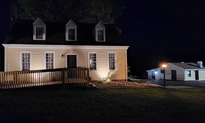 Naruna House | 2 Bedroom Cozy house 5 minutes from LU