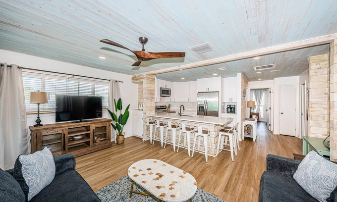 Redington Shores Apartment | 2 Bedroom Cozy & Coastal Vacation Home Steps Away from Beach