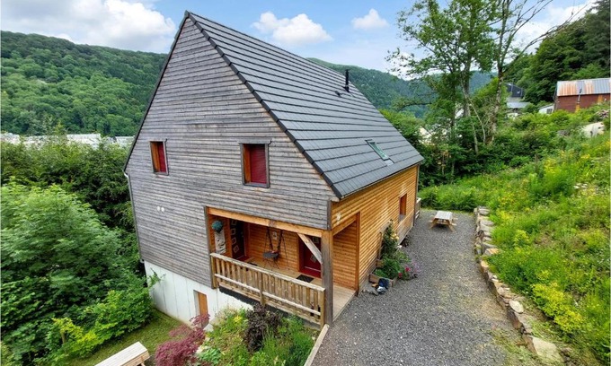 Mont-Dore House | 2 Bedroom Gorgeous Home In Mont-Dore