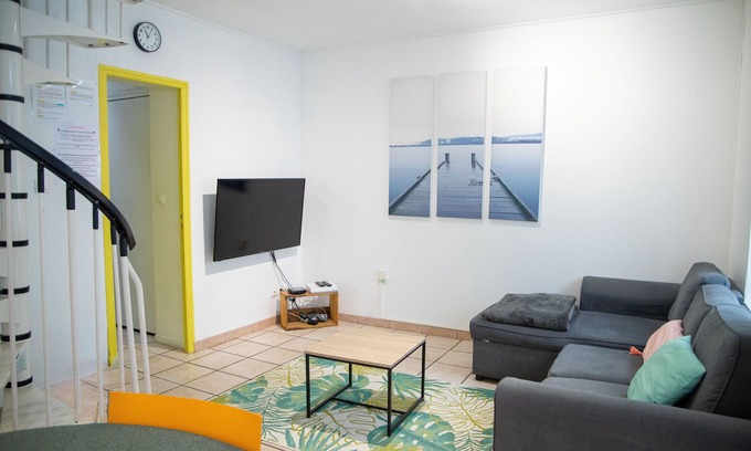 Calais House | 2 bedroom house, city center, all on foot