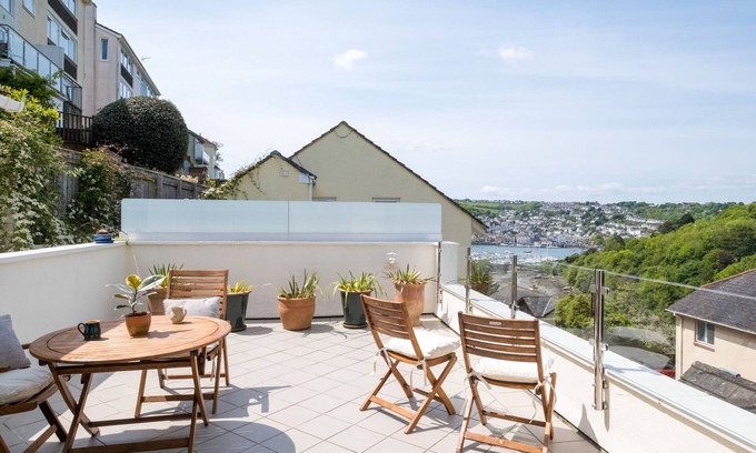 Kingswear House | 2 Bedroom house in Kingswear