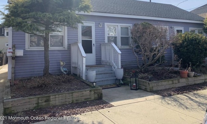 Ortley Beach Cottage | 2 Bedroom in Family Friendly Seaside Park