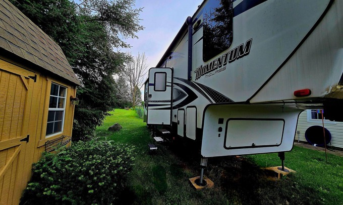 Centre Hall House | 2-bedroom RV @ Centre Hall WiFi, quiet area, ten miles from PSU campus/stadium
