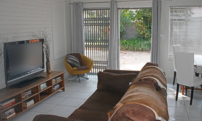 White River Cottage | 2 Bedroom SELF CATERING COTTAGE in White River, Mpumalanga, South Africa