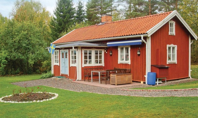 Gnesta Municipality House | 2 bedroom stunning home in Björnlunda
